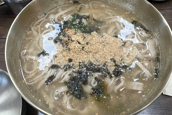 청원식당콧등치기의원조