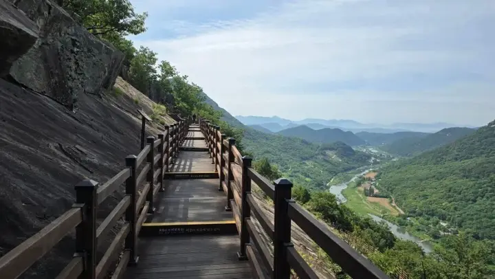 용궐산 자연휴양림